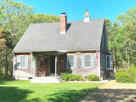 21 Windsor Drive Edgartown MA 02539