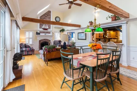 126 Litchfield Road Edgartown MA 02539
