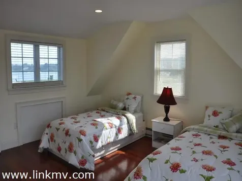 95 Beach Road Vineyard Haven MA 02568