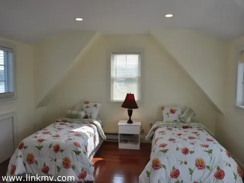 95 Beach Road Vineyard Haven MA 02568