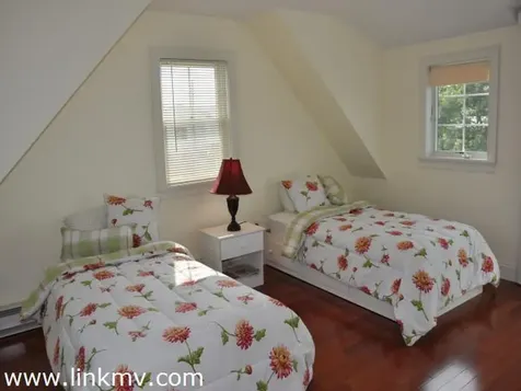 95 Beach Road Vineyard Haven MA 02568