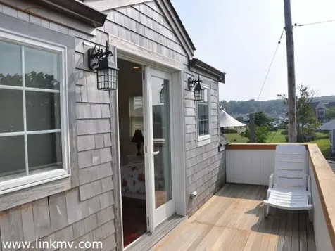 95 Beach Road Vineyard Haven MA 02568