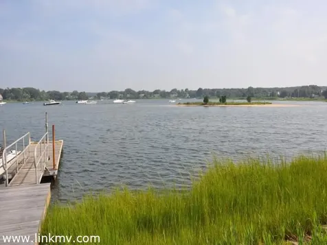 95 Beach Road Vineyard Haven MA 02568