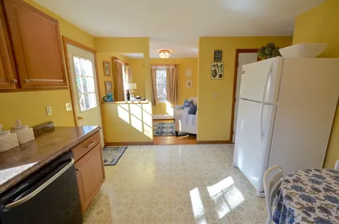 35 Manchester Avenue Oak Bluffs MA 02557