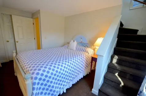 35 Manchester Avenue Oak Bluffs MA 02557
