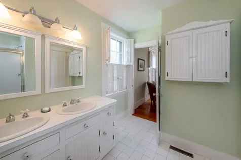 37 Morse Street Edgartown MA 02539