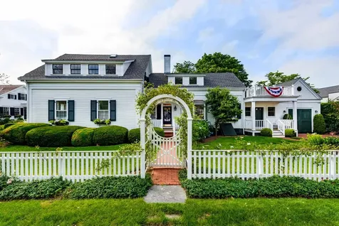 37 Morse Street Edgartown MA 02539