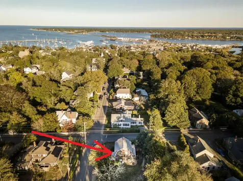 112 Spring Street Vineyard Haven MA 02568