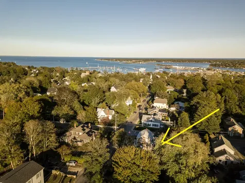 112 Spring Street Vineyard Haven MA 02568