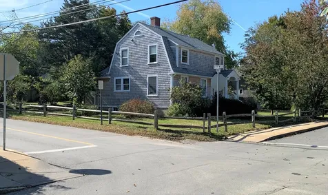 112 Spring Street Vineyard Haven MA 02568