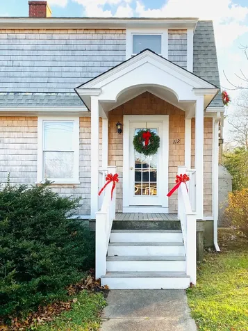 112 Spring Street Vineyard Haven MA 02568