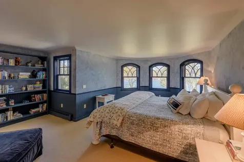395 Barnes Road Oak Bluffs MA 02557