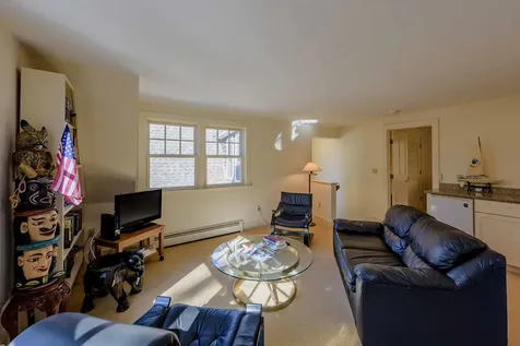 395 Barnes Road Oak Bluffs MA 02557