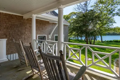 395 Barnes Road Oak Bluffs MA 02557