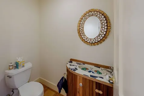 395 Barnes Road Oak Bluffs MA 02557