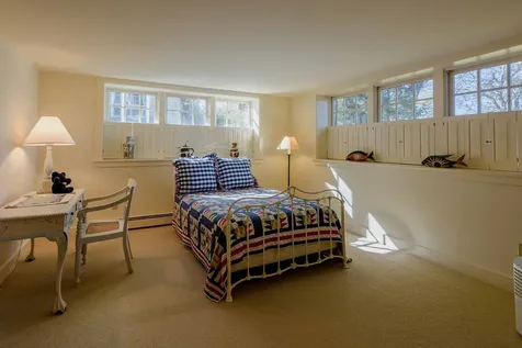 395 Barnes Road Oak Bluffs MA 02557