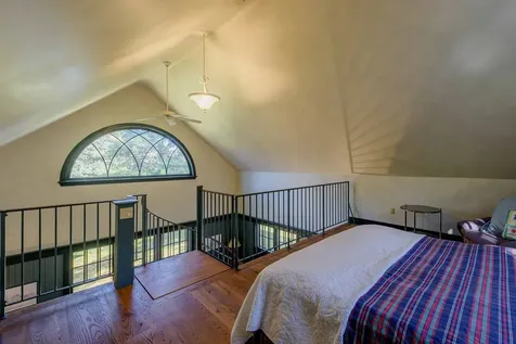 395 Barnes Road Oak Bluffs MA 02557