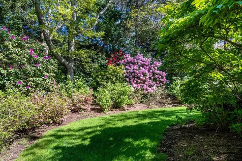 395 Barnes Road Oak Bluffs MA 02557