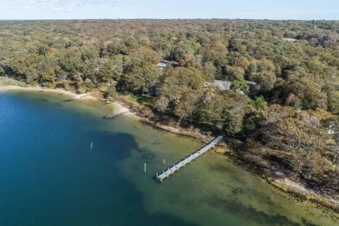 395 Barnes Road Oak Bluffs MA 02557