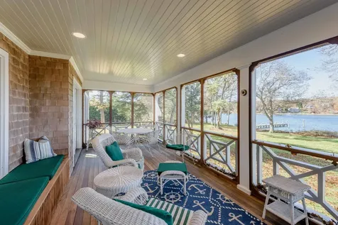 395 Barnes Road Oak Bluffs MA 02557