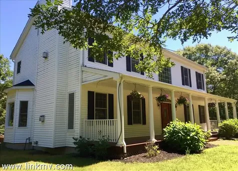 186 Oak Lane West Tisbury MA 02575