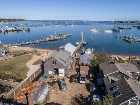30 Beach Road Vineyard Haven MA 02568