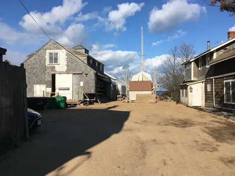 30 Beach Road Vineyard Haven MA 02568