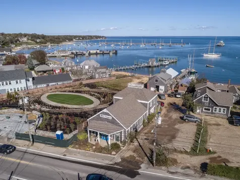 30 Beach Road Vineyard Haven MA 02568