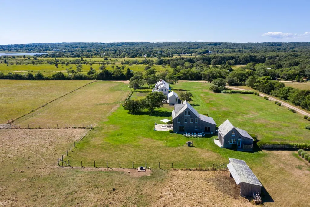 146 Quenames Road Chilmark MA 02535