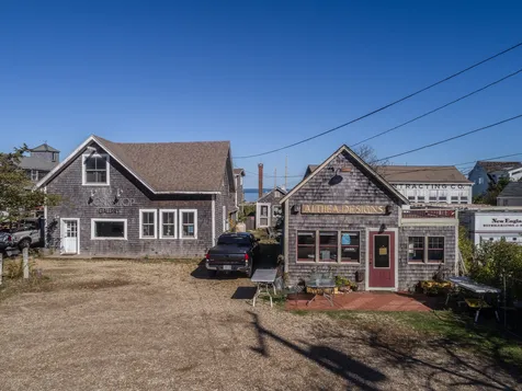 34 Beach Road Vineyard Haven MA 02568