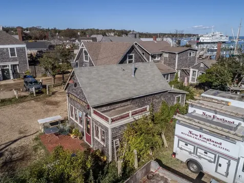 34 Beach Road Vineyard Haven MA 02568