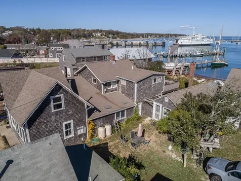 34 Beach Road Vineyard Haven MA 02568