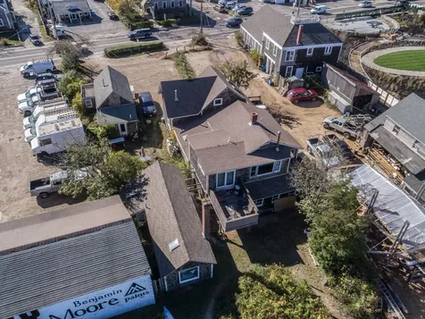 34 Beach Road Vineyard Haven MA 02568