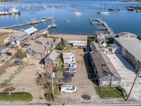 42 & 46 Beach Road Vineyard Haven MA 02568
