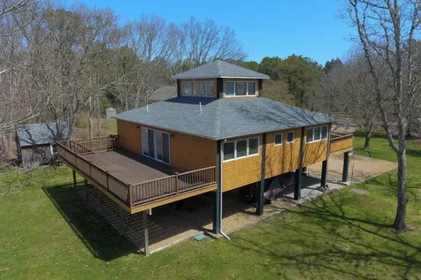 6 Mourning Dove Way Oak Bluffs MA 02557