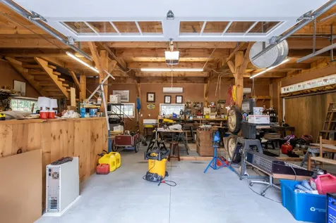 5 Upper Meadow Lane Oak Bluffs MA 02557