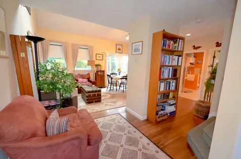63 Manchester Avenue Oak Bluffs MA 02557