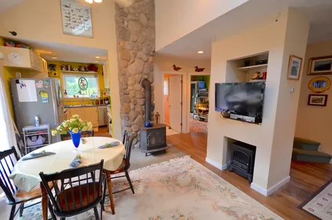 63 Manchester Avenue Oak Bluffs MA 02557