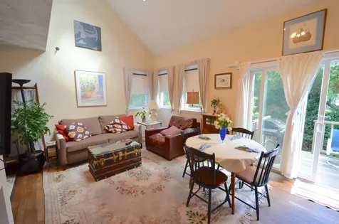 63 Manchester Avenue Oak Bluffs MA 02557