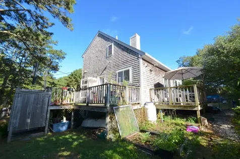 63 Manchester Avenue Oak Bluffs MA 02557
