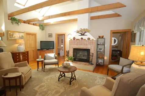 7 Clover Hill Drive Vineyard Haven MA 02568