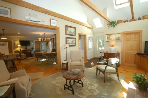 7 Clover Hill Drive Vineyard Haven MA 02568