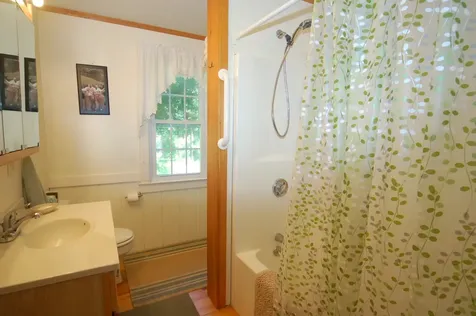 7 Clover Hill Drive Vineyard Haven MA 02568