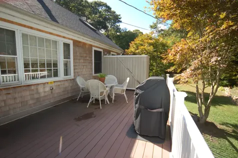 7 Clover Hill Drive Vineyard Haven MA 02568