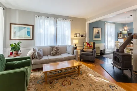 4 Munroe Avenue Oak Bluffs MA 02557