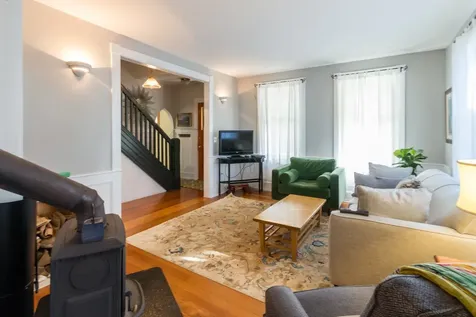 4 Munroe Avenue Oak Bluffs MA 02557