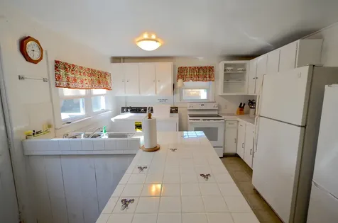 171 Circuit Avenue Oak Bluffs MA 02557
