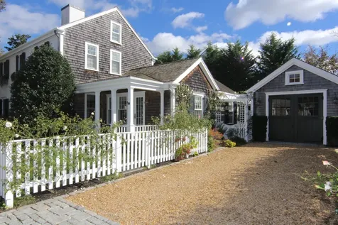 55 North Summer Street Edgartown MA 02539