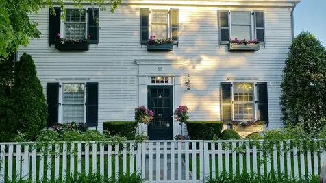 55 North Summer Street Edgartown MA 02539
