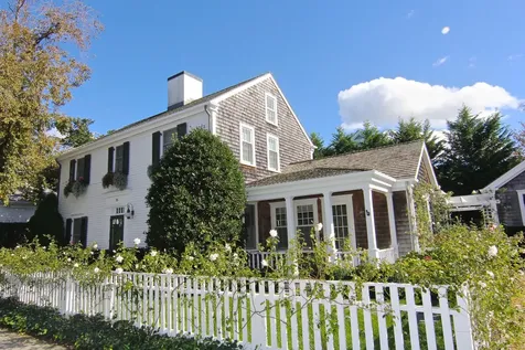 55 North Summer Street Edgartown MA 02539